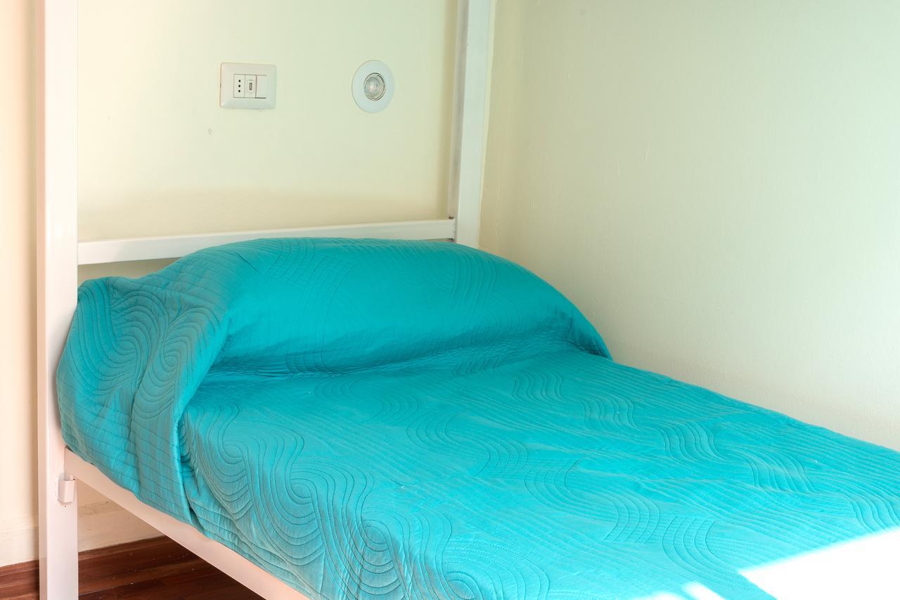 Hostal Casa Aborigen Santiago Buitenkant foto